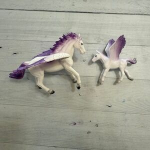 MOJO Pegasus Lilac Realistic Fantasy‎ Hand Painted Toy Figurine big and little